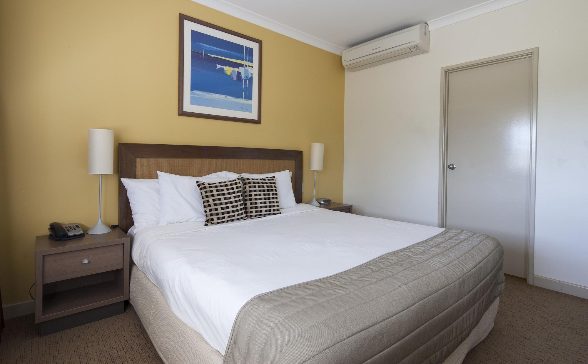 Mantra Geraldton Aparthotel Buitenkant foto