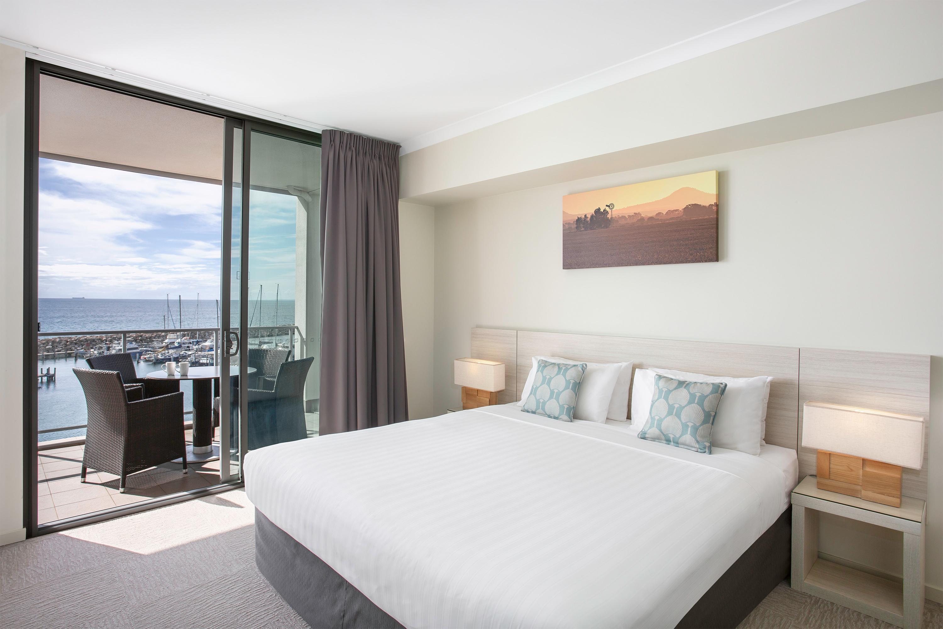 Mantra Geraldton Aparthotel Buitenkant foto