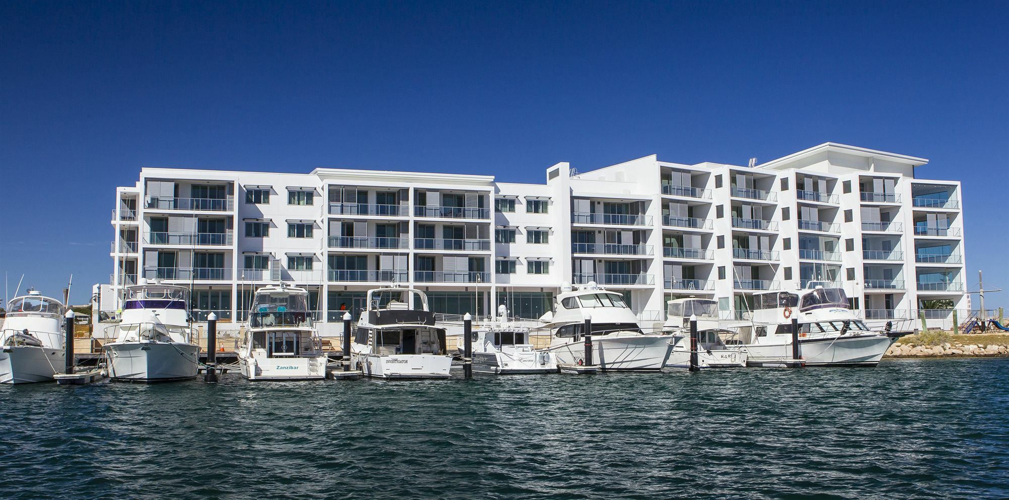Mantra Geraldton Aparthotel Buitenkant foto